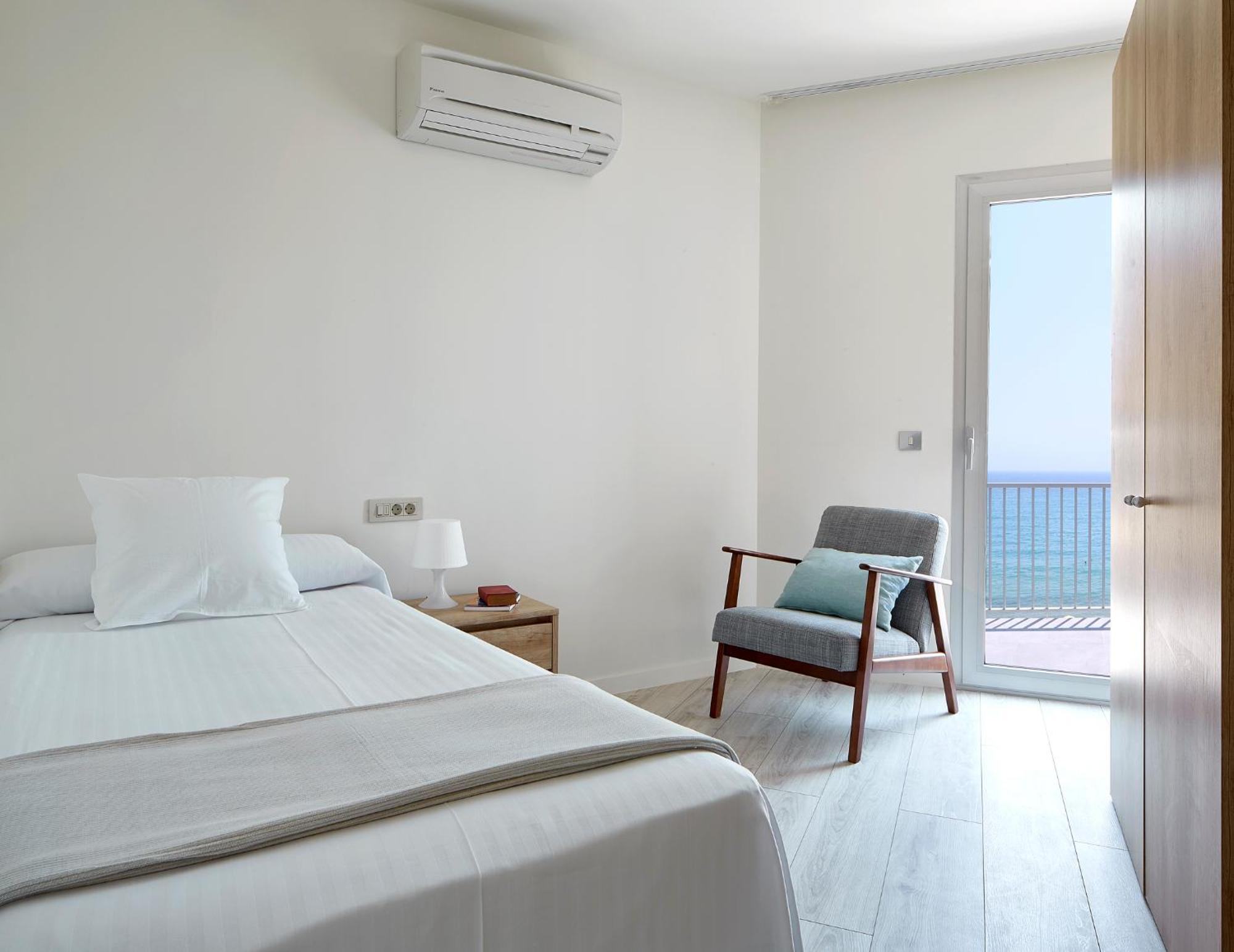 Hotel Reimar 산 안토니 드 칼론헤 외부 사진